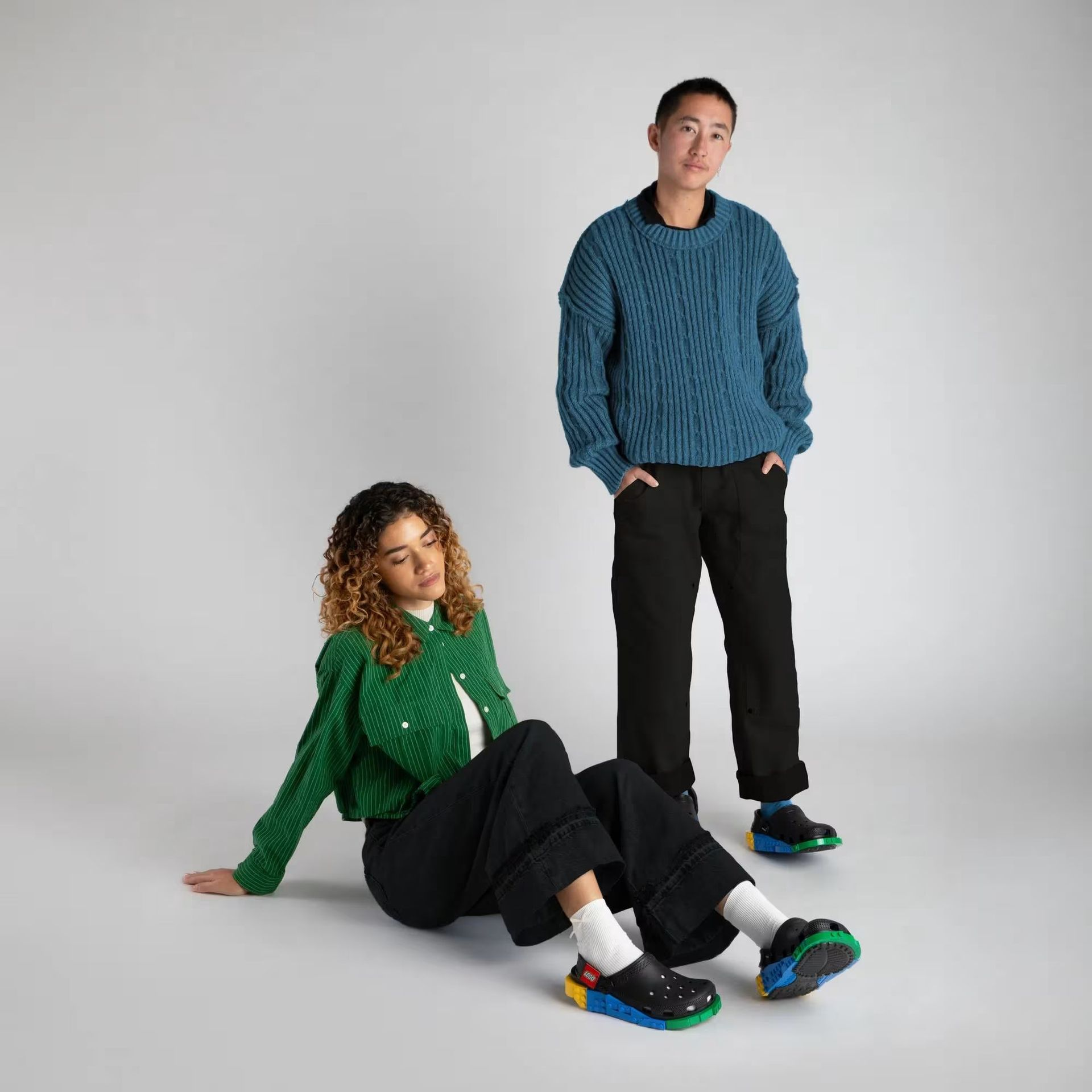 Alternative view of Dép Crocs Classic Clog ‘Black Multi’ 211873-001