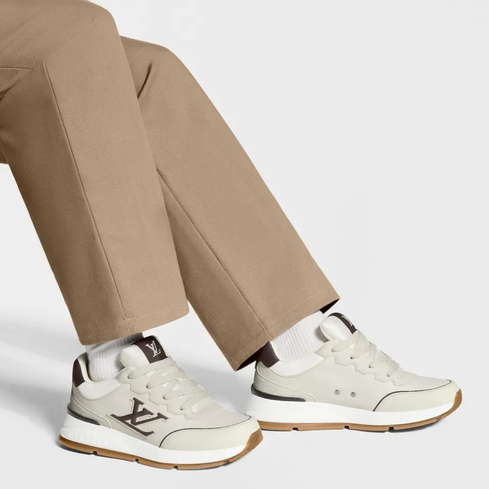 Alternative view of Giày Louis Vuitton LV Classic Trainers 'Ecru' 1AKBWX