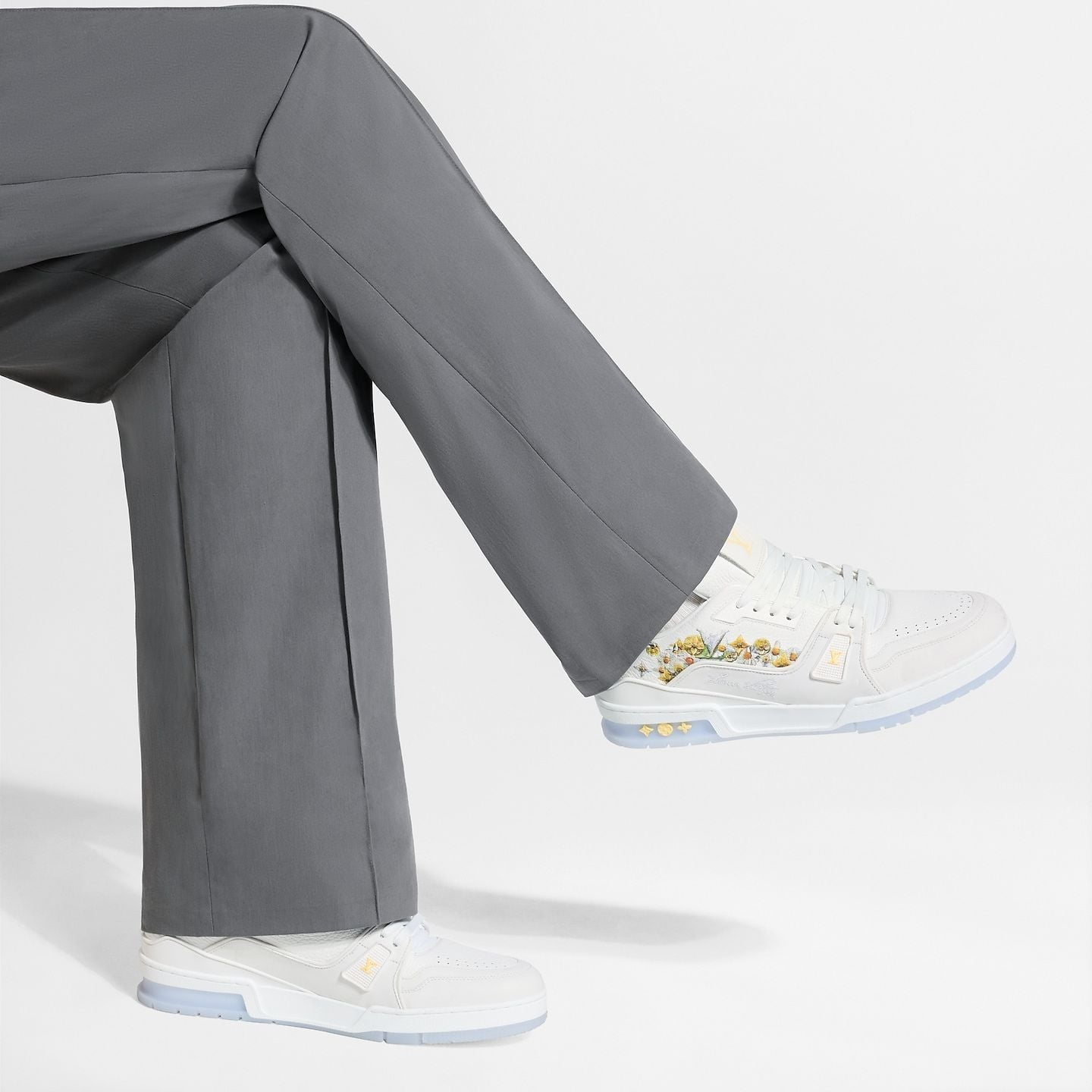 Alternative view of Giày Louis Vuitton LV Trainer 'White' 1AJS62