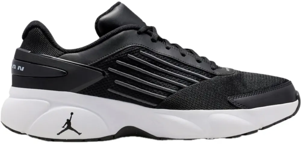 Giày Nike Air Jordan Trunner Flow ‘Black White’ IO2091-003
