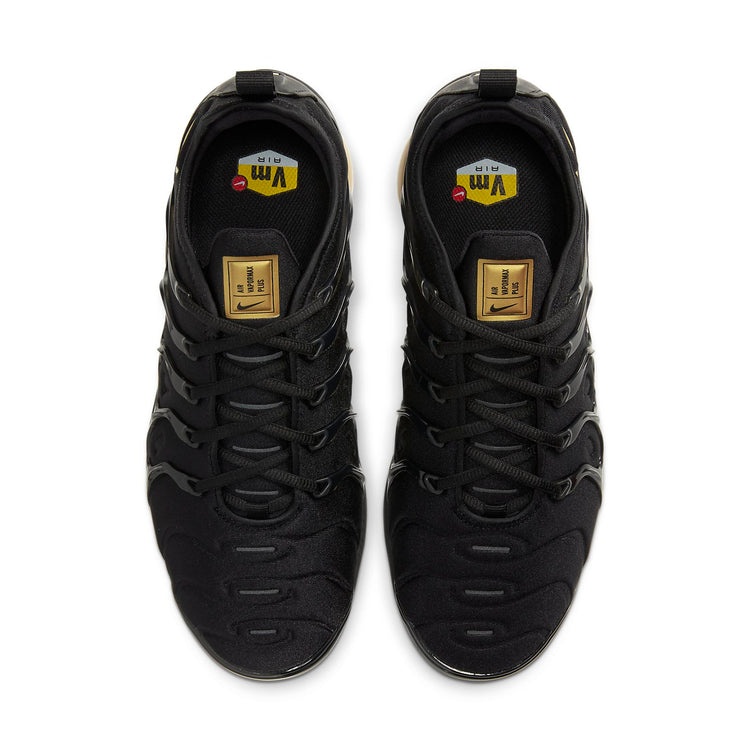 Alternative view of Giày Nike Air VaporMax Plus 'Triple Black Gold' CW7299-001