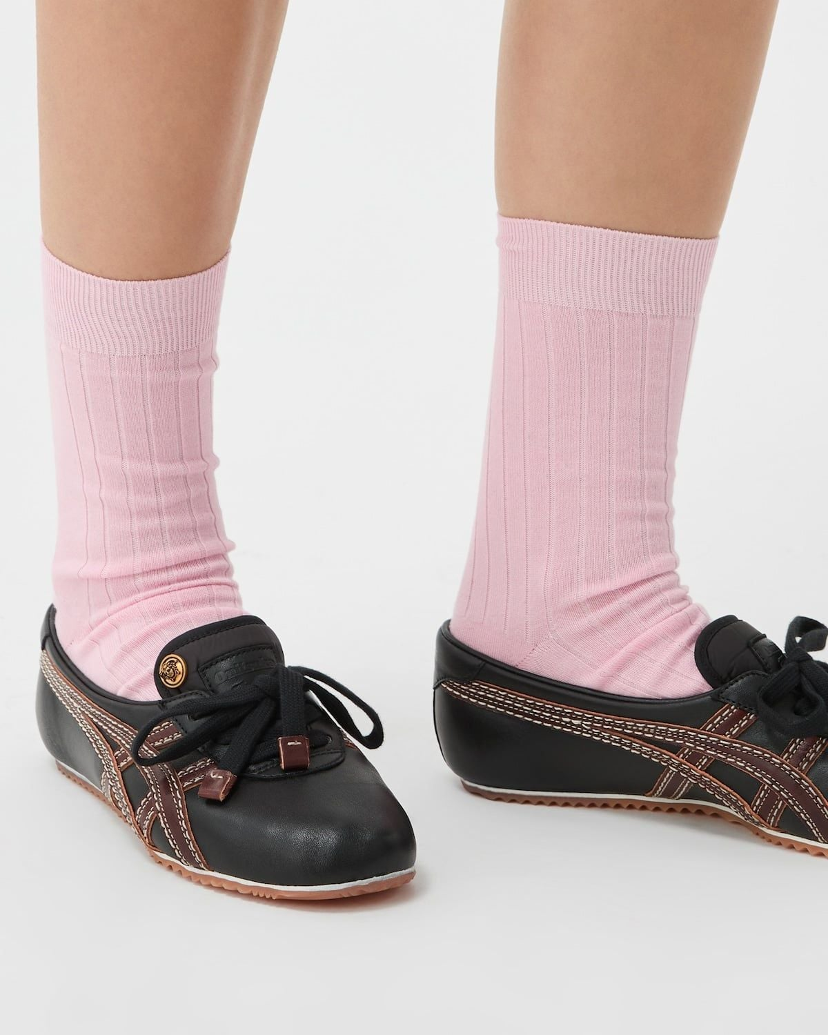 Alternative view of Giày Onitsuka Tiger x Versace Sakura 'Black' 1025116-1A17737-2BQ8J