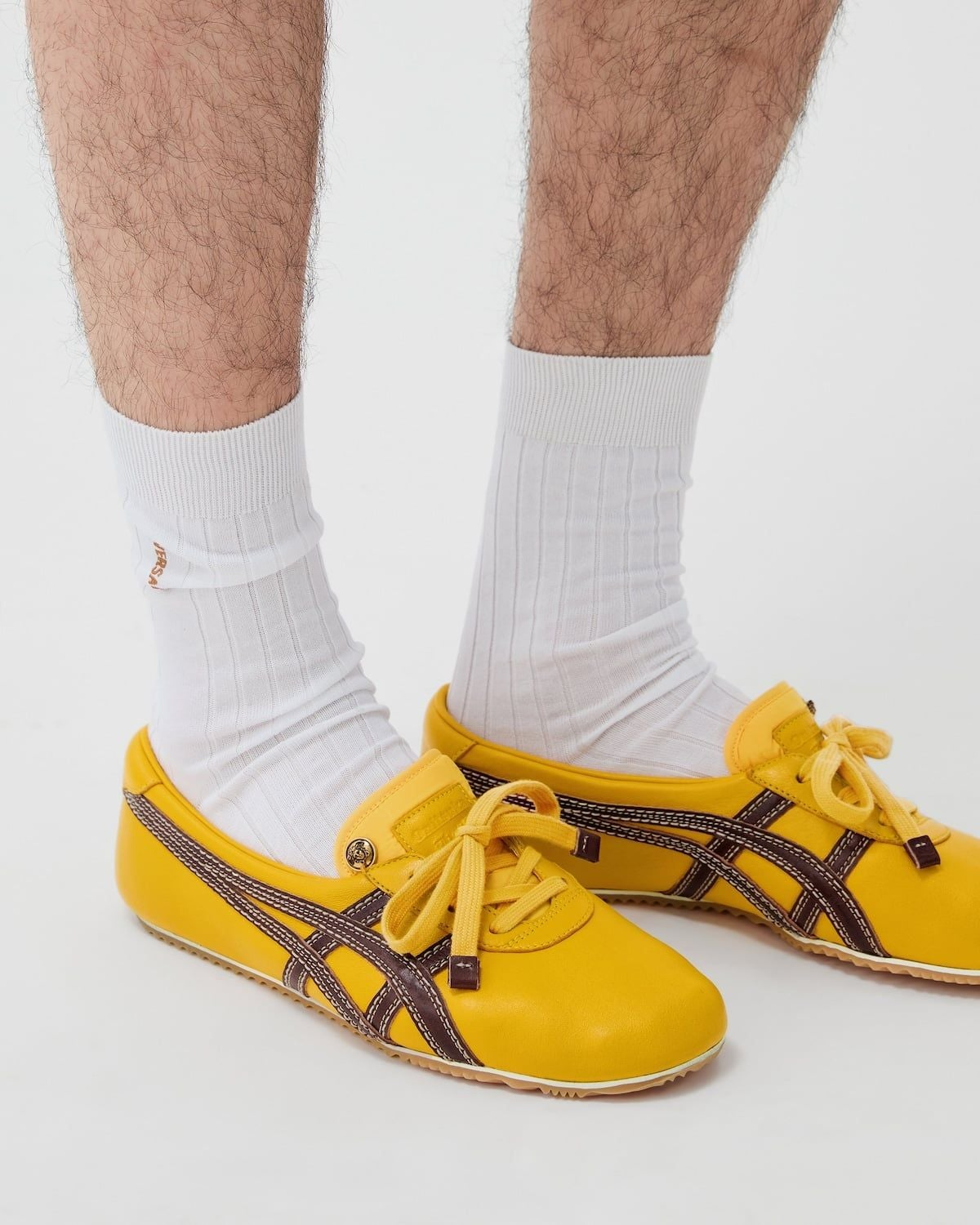 Alternative view of Giày Onitsuka Tiger x Versace Sakura 'Yellow' 1024594-1A17737-2YD5J