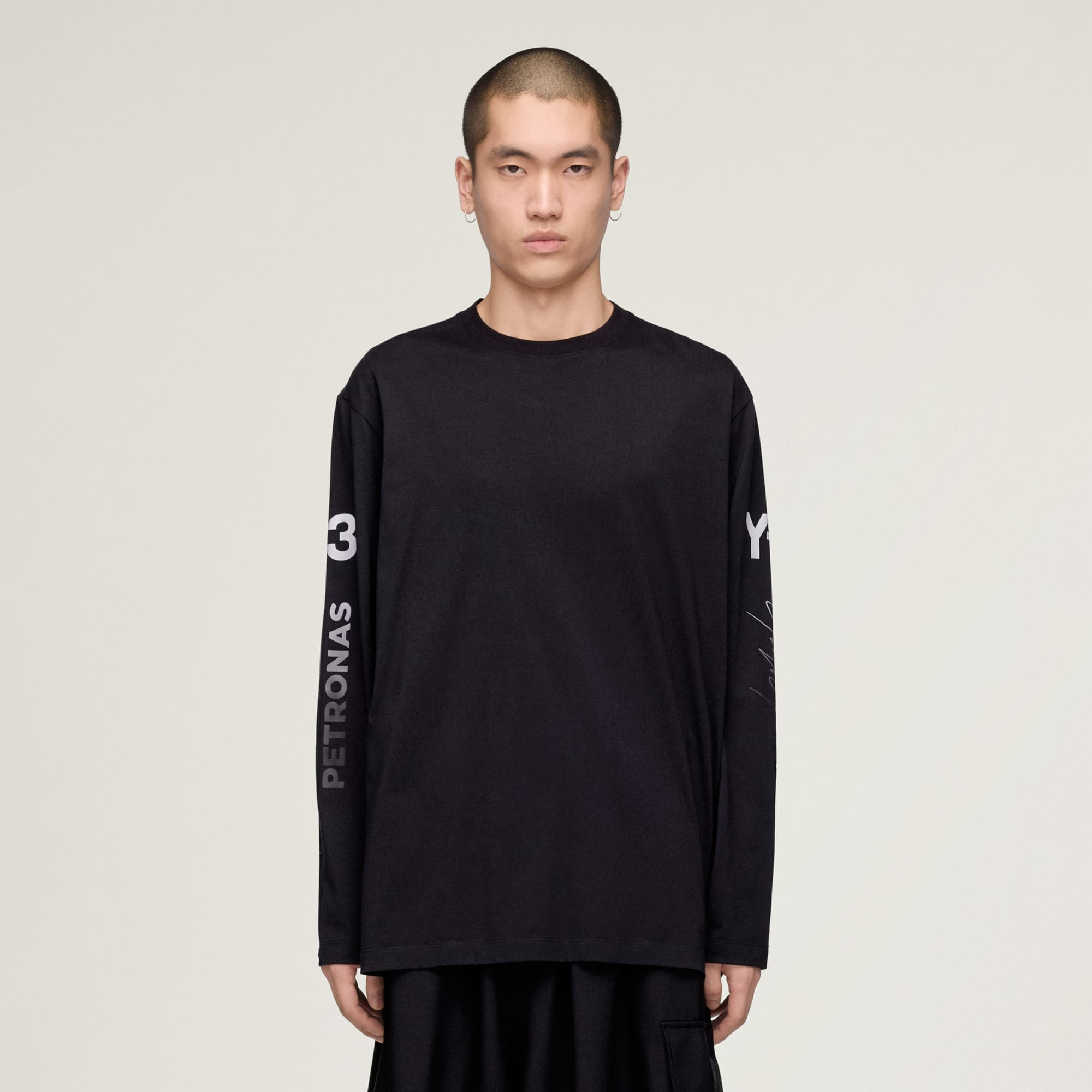Alternative view of Áo Adidas Y-3 MERCEDES CHAOS LOGO LONG-SLEEVE T-SHIRT 'Black' KR2372
