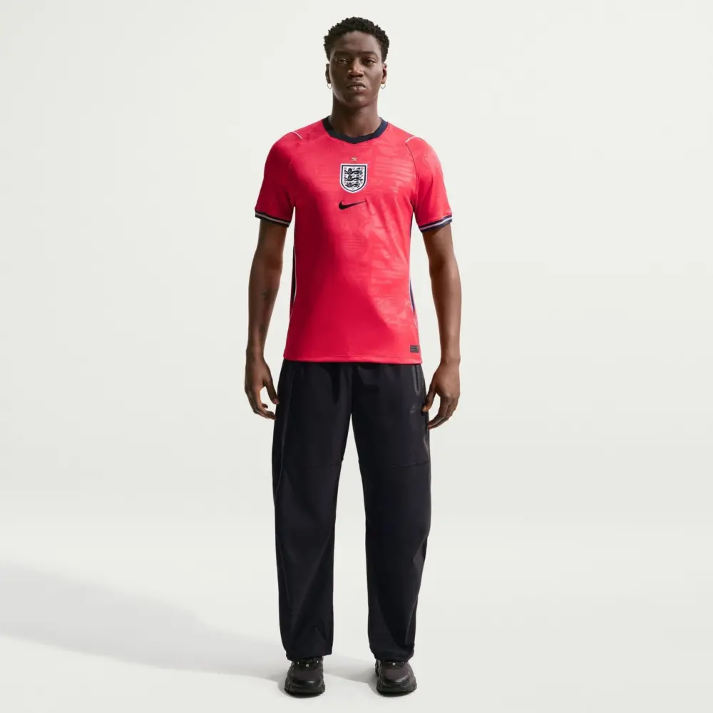 Alternative view of Áo Nike England 26/27 Away Jersey 'Red' IB5361-624