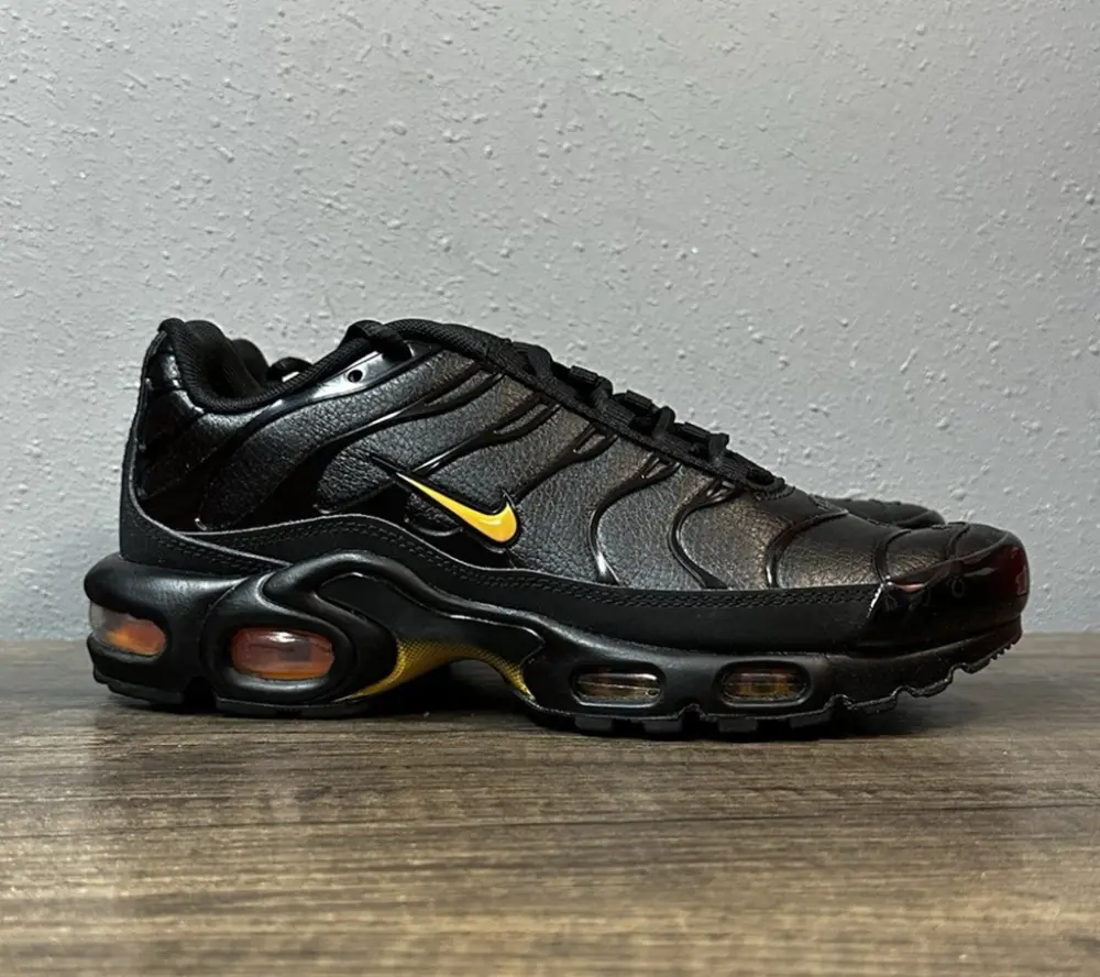 Giày Nike Air Max Plus ‘Black Metallic Rose Gold’ IF4390-001 - Ảnh 3