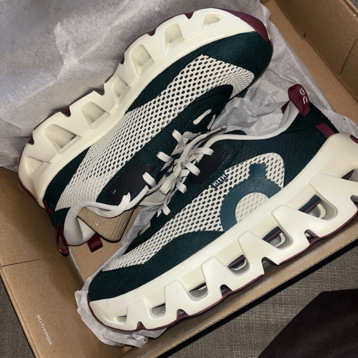 Alternative view of Giày On Running K-Tech 2 Kith ‘Spirulina Barley’ 3WG11024970