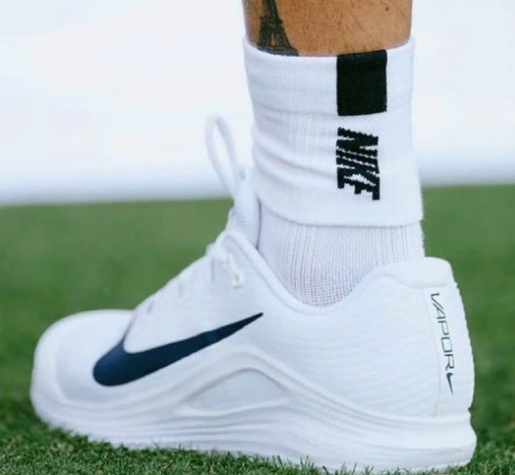 Alternative view of Giày Nike Court Air Zoom Vapor 12 HC ' Light Silver' FV5552-003