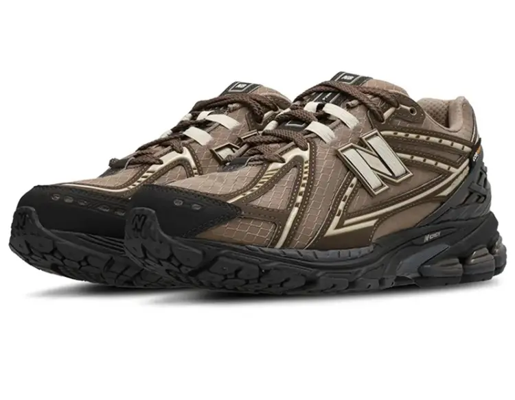 Alternative view of Giày New Balance 1906R 'Brown Black' U1906RFW