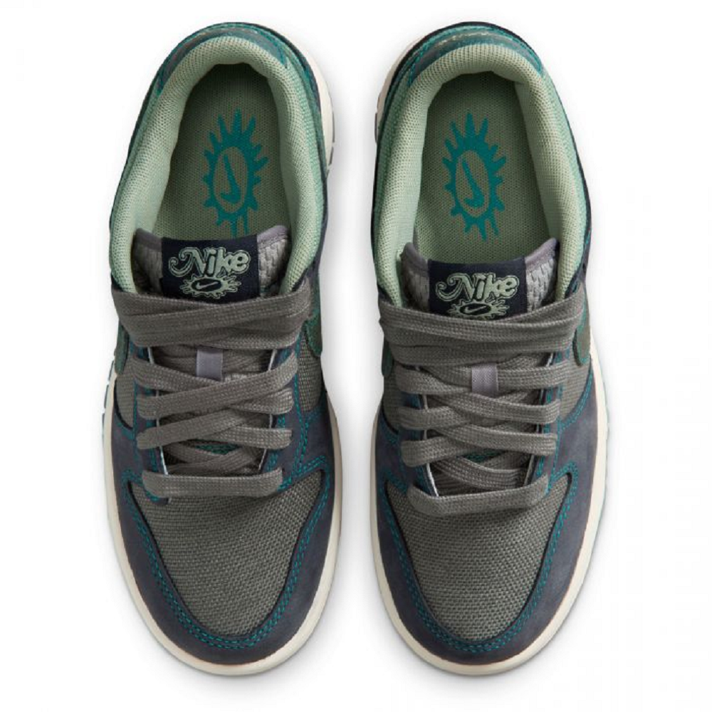 Alternative view of Giày Nike Dunk Low LV8 1 ‘Pencil Point’ IO9743-001