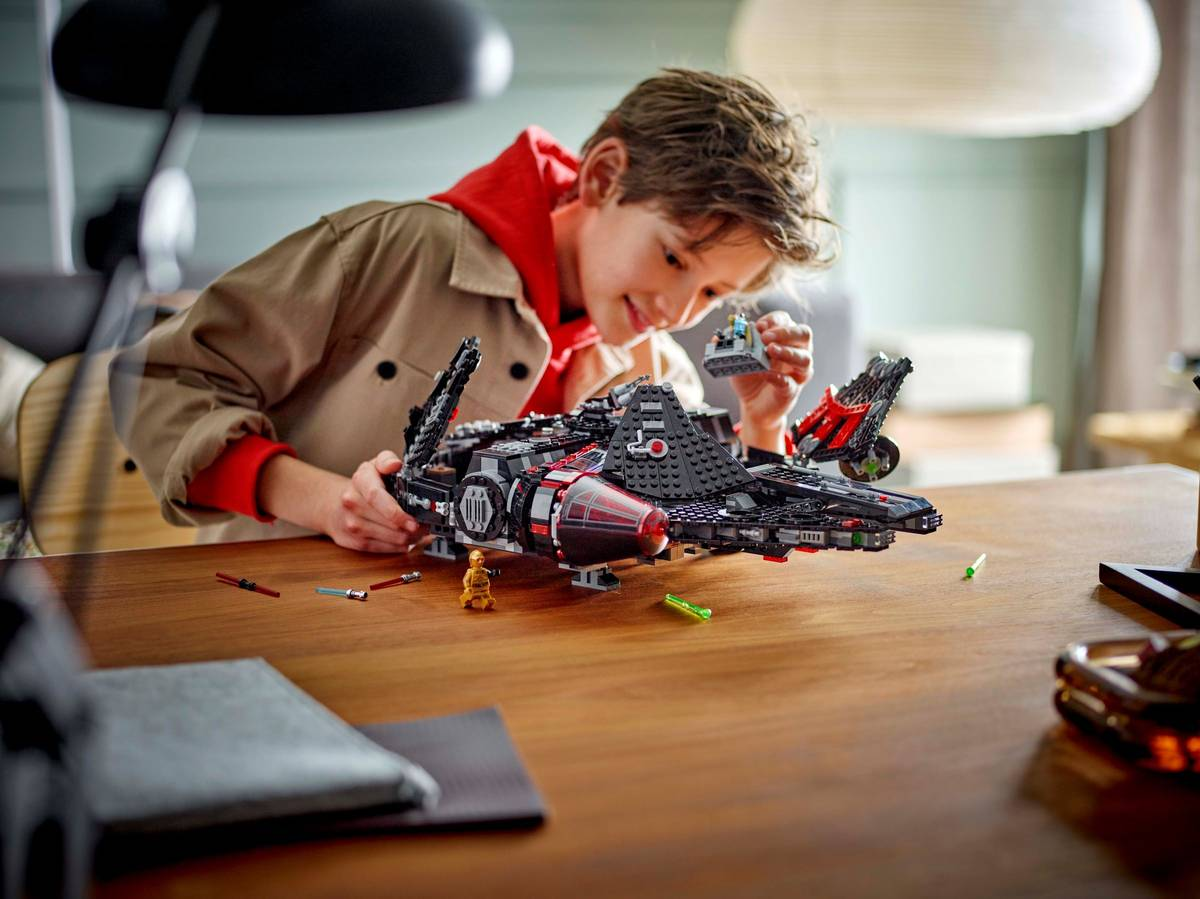 Alternative view of Mô hình Lego The Dark Falcon 75389