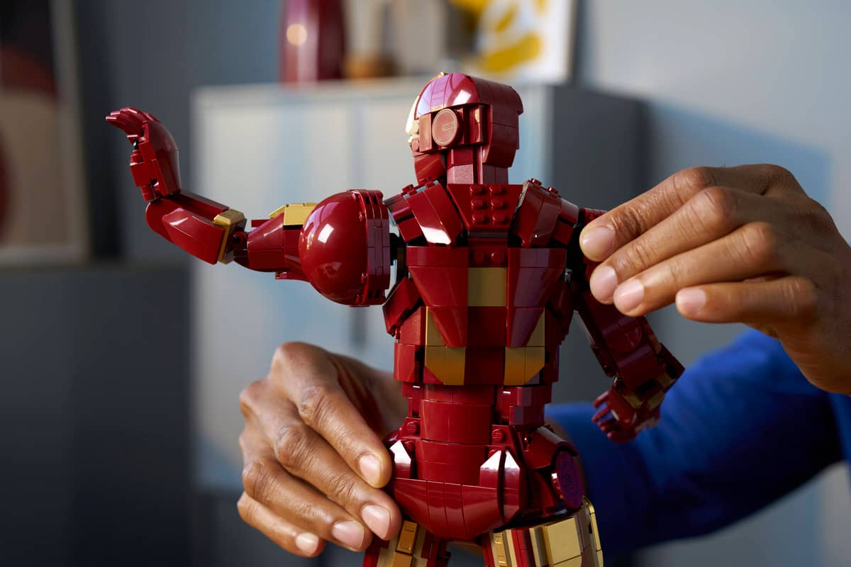 Alternative view of Mô hình Lego Iron Man Mark 3 Collectors' Edition 76344