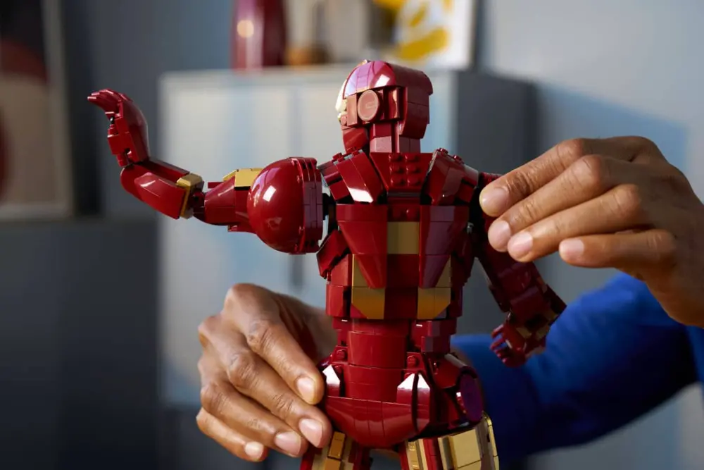Alternative view of Mô hình Lego Iron Man Mark 3 Collectors' Edition 76344