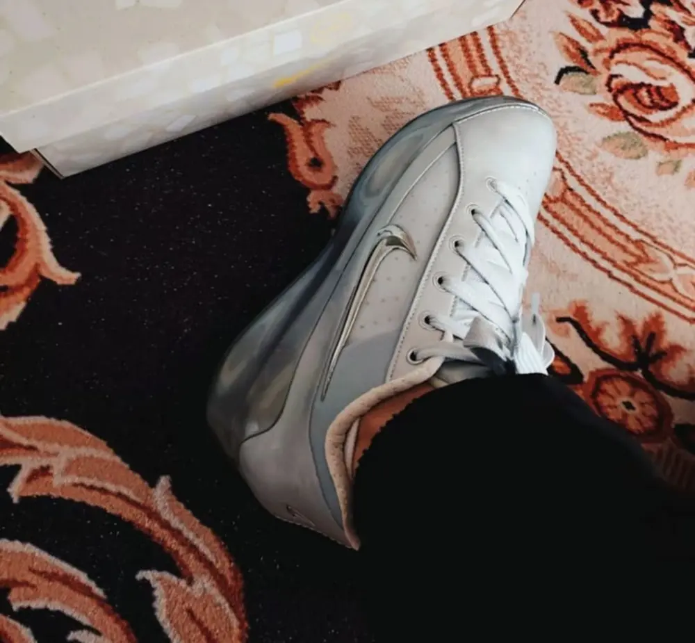 Alternative view of Giày Nike LeBron NXXT 'JuJu Watkins Silver' IQ8493-002