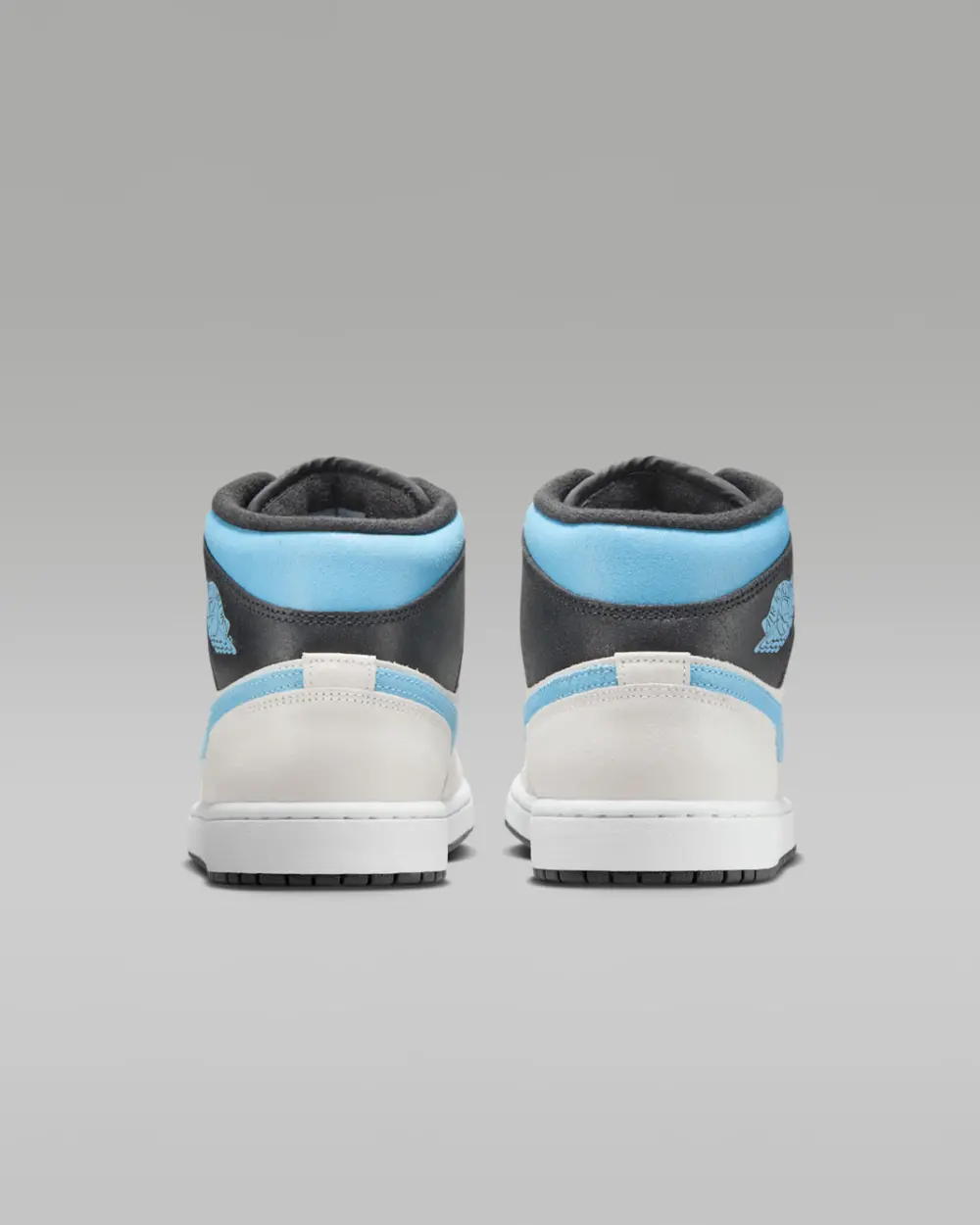 Alternative view of Giày Nike Air Jordan 1 Mid SE 'Summit White' IM6567-121