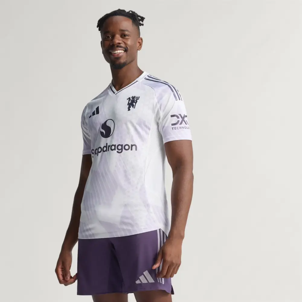 Alternative view of Áo Adidas Manchester United 2526 ‘White’ JI7424