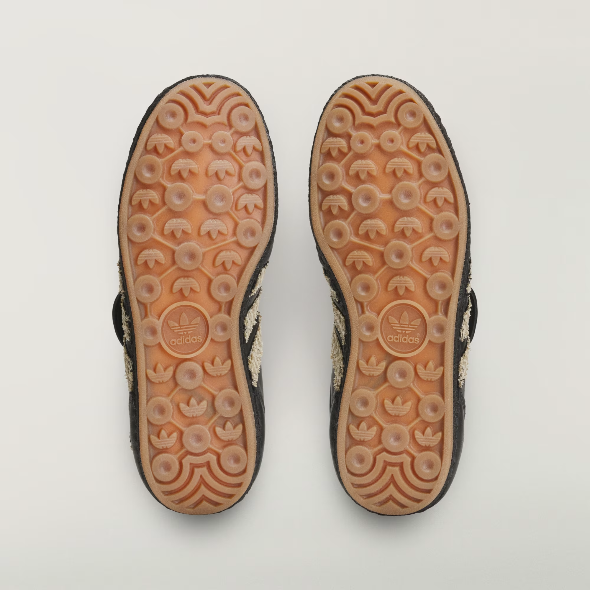 Giày Adidas CLOT Mundial By Edison Chen 'Core Black' JQ6823 - Ảnh 4