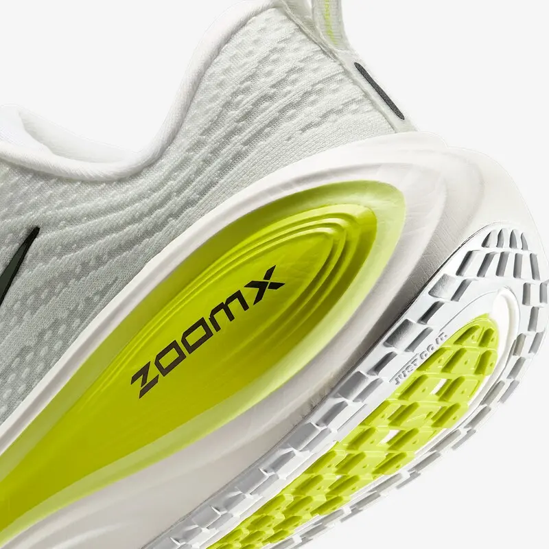 Alternative view of Giày Nike Vomero Plus 'White' HV8154-106