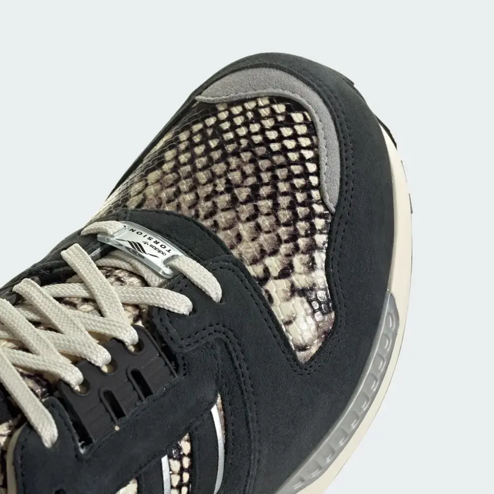Alternative view of Giày Adidas ZX 8000 'Black' KI1383