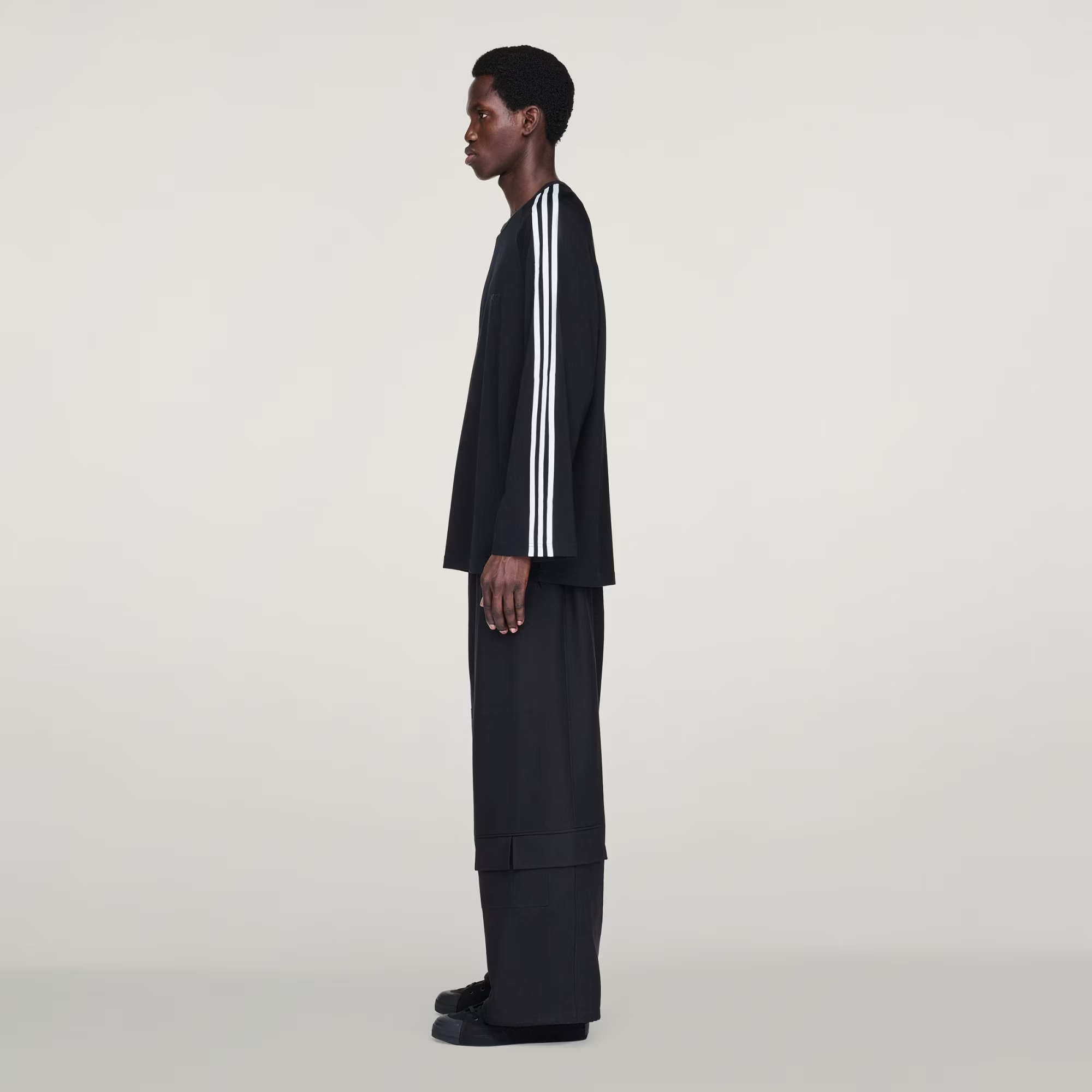 Alternative view of Áo Adidas Y-3 Long Sleeve Tee 3 Stripes 'Black' JW7351