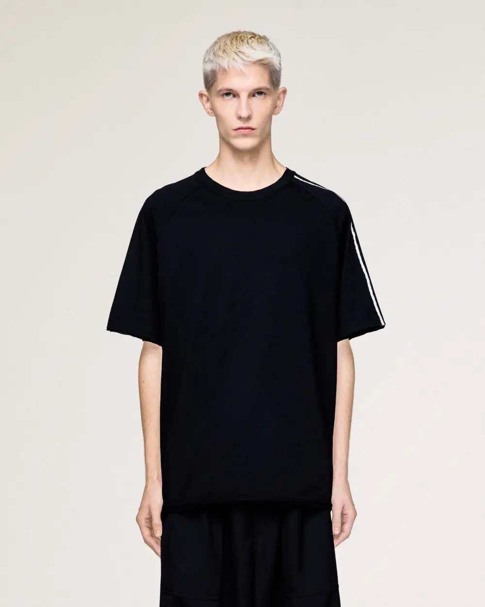 Alternative view of Áo Adidas Y-3 Raw Edge 3 Stripes Short Sleeve Tee 'Black' KQ9793