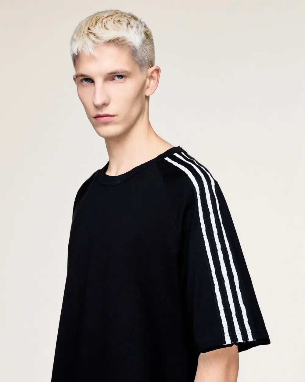 Áo Adidas Y-3 Raw Edge 3 Stripes Short Sleeve Tee 'Black' KQ9793 - Ảnh 3