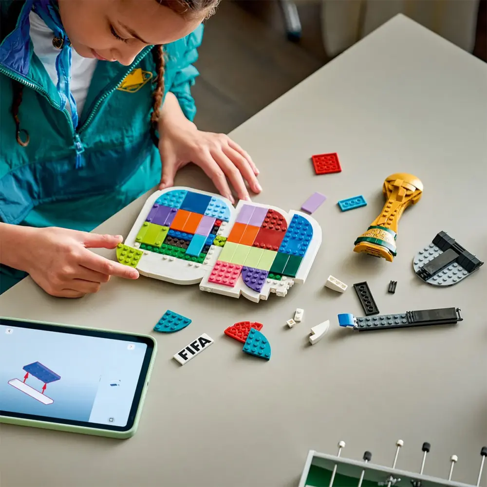 Mô hình Lego FIFA World Cup 2026™ Official Emblem 43032 - Ảnh 4