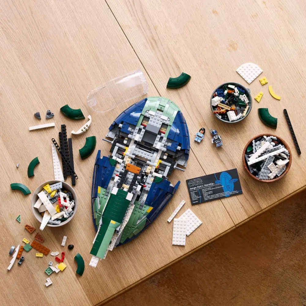Alternative view of Mô hình LEGO STAR WARS Jango Fett's Firespray Class Spaceship 75409