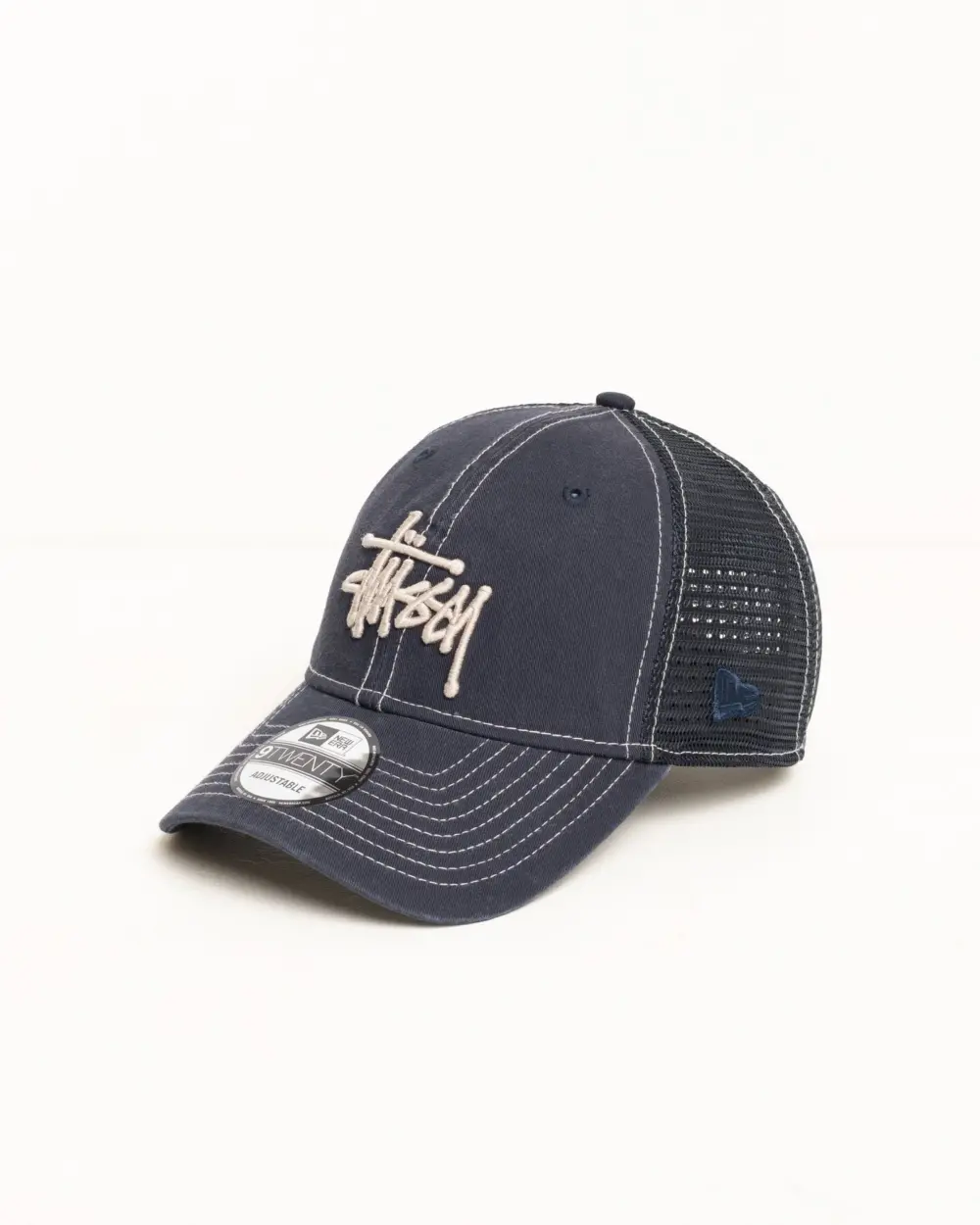 Alternative view of Mũ Stussy New Era 9Twenty Washed Basic Trucker 'Navy' 1311164