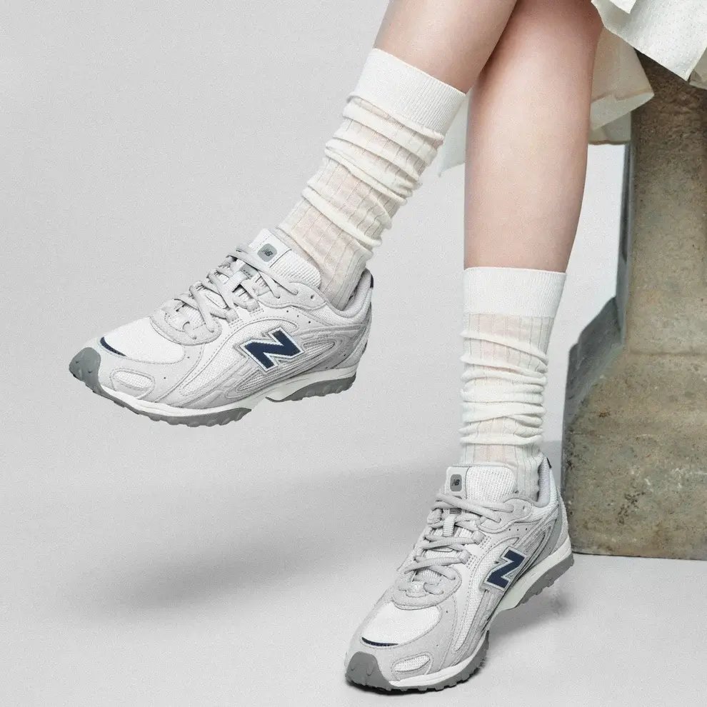 Alternative view of Giày New Balance 204L ‘Raincloud’ U204L4HH