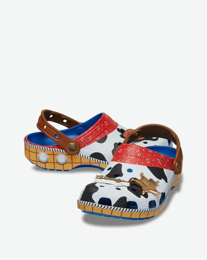 Dép Crocs Classic Clog Toy Story 'Woody' 209446-4GX - Ảnh 4
