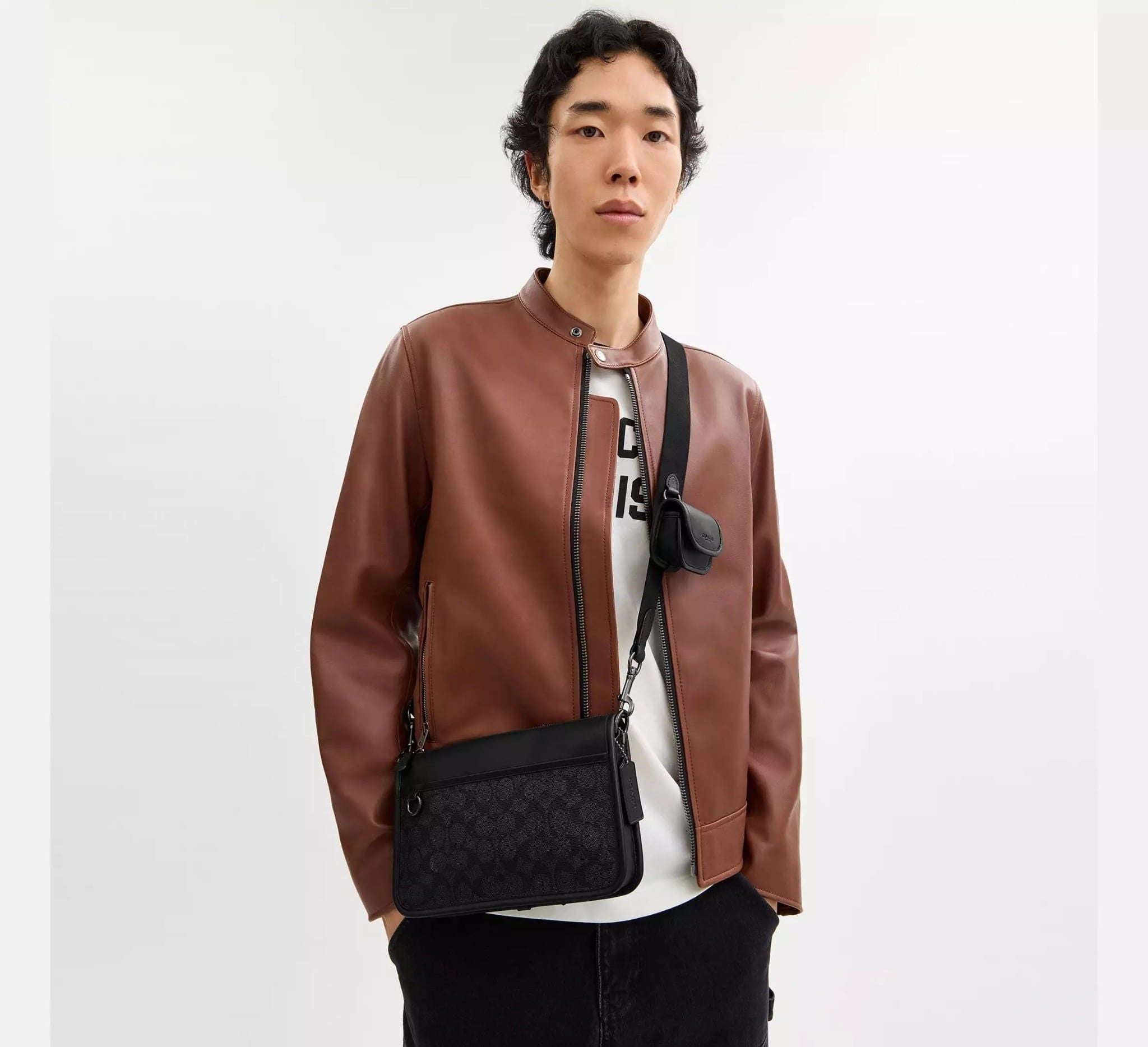 Alternative view of Túi Coach Heritage Convertible Crossbody ‘Black’ CW373-QBMI5