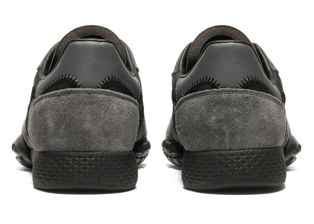 Alternative view of Giày Onitsuka Tiger Traspike ‘Grey Black’ 1183C558-001