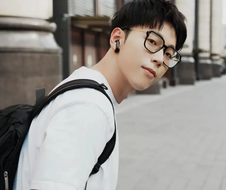 Kính Gentle Monster Jeff 01 ‘Black’ - Ảnh 4