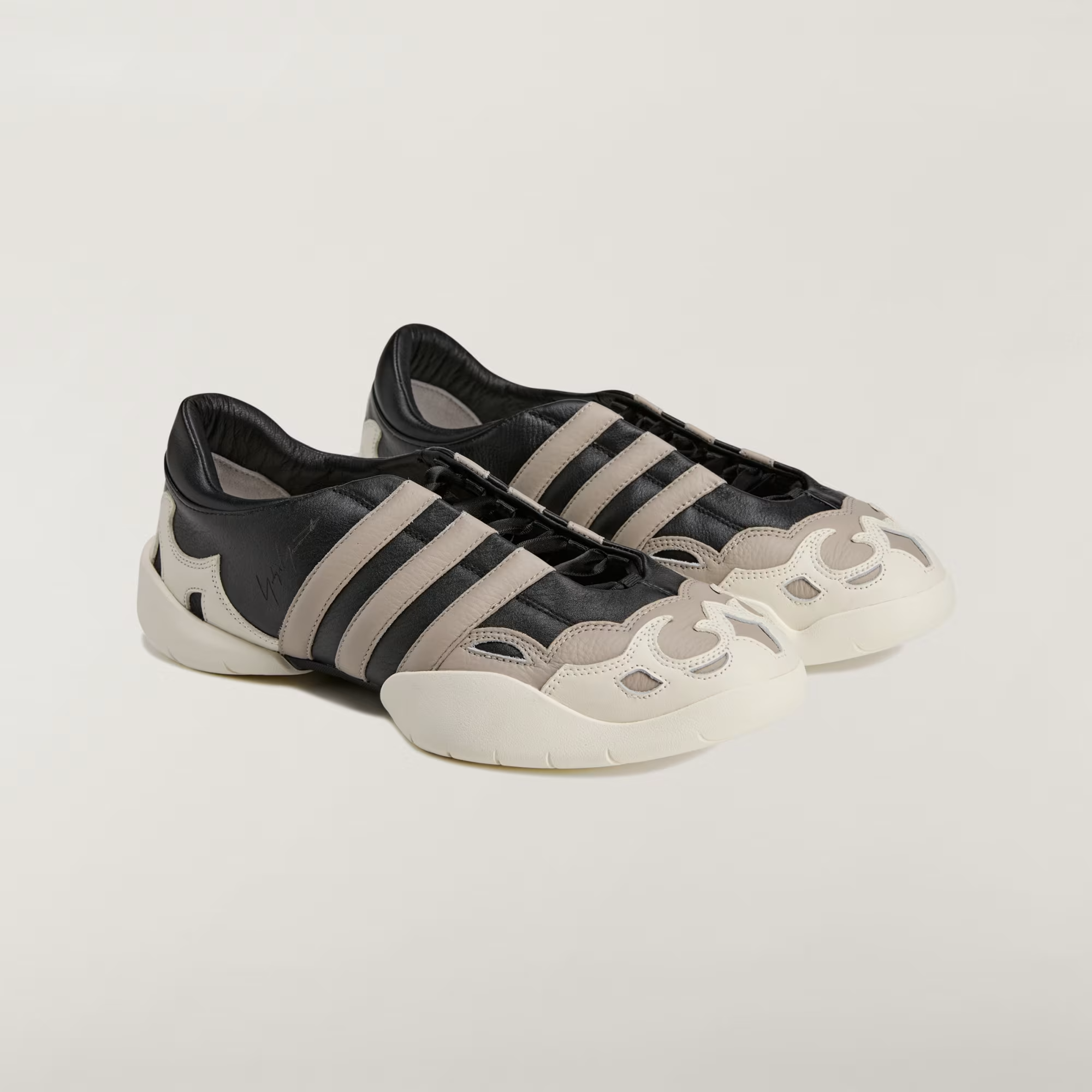 Alternative view of Giày Adidas Y-3 Regu Mary Jane 'Black Grey' KJ9082