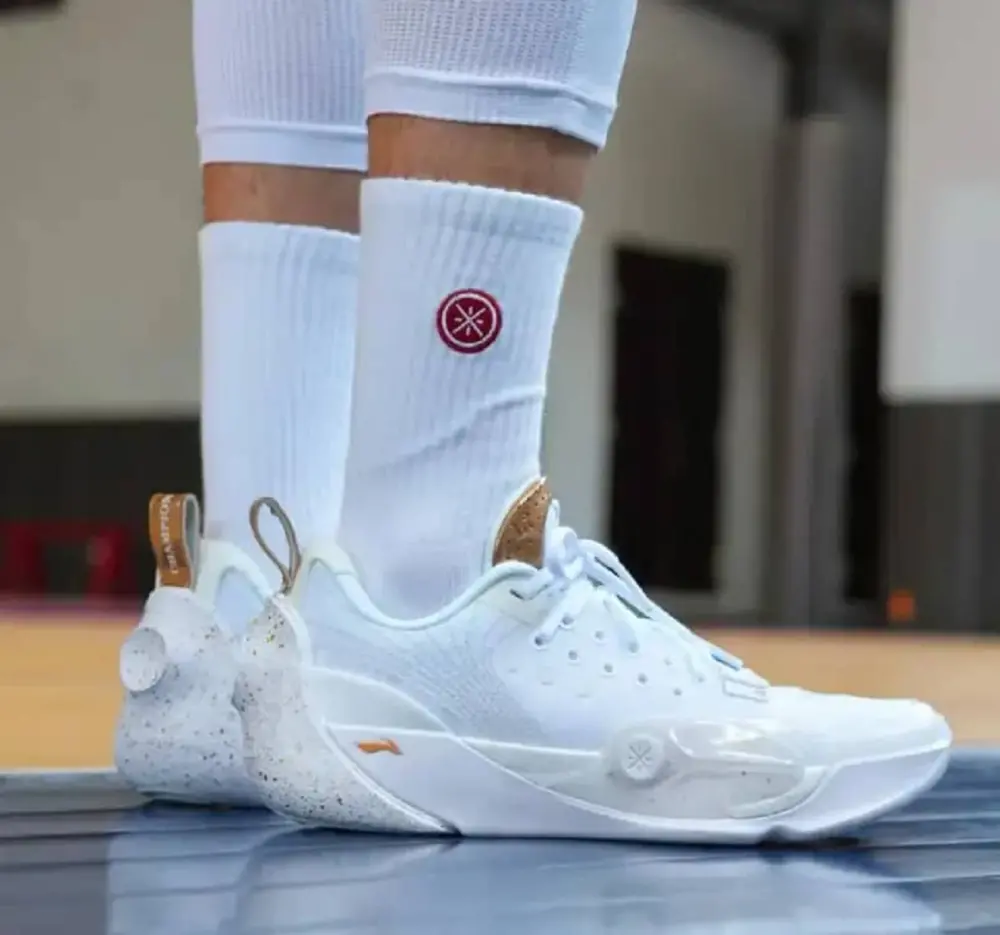Alternative view of Giày Lining Wade All City 13 ‘Light Grey White’ ABAV017-2