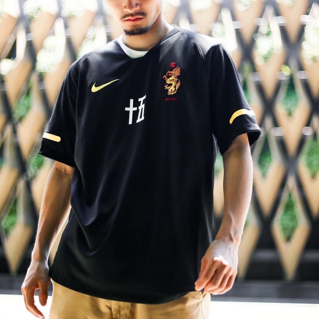 Alternative view of Áo Nike X Clot Soccer Jersey Black 15Th Anniversary ‘Black Yellow’ AV4992-010