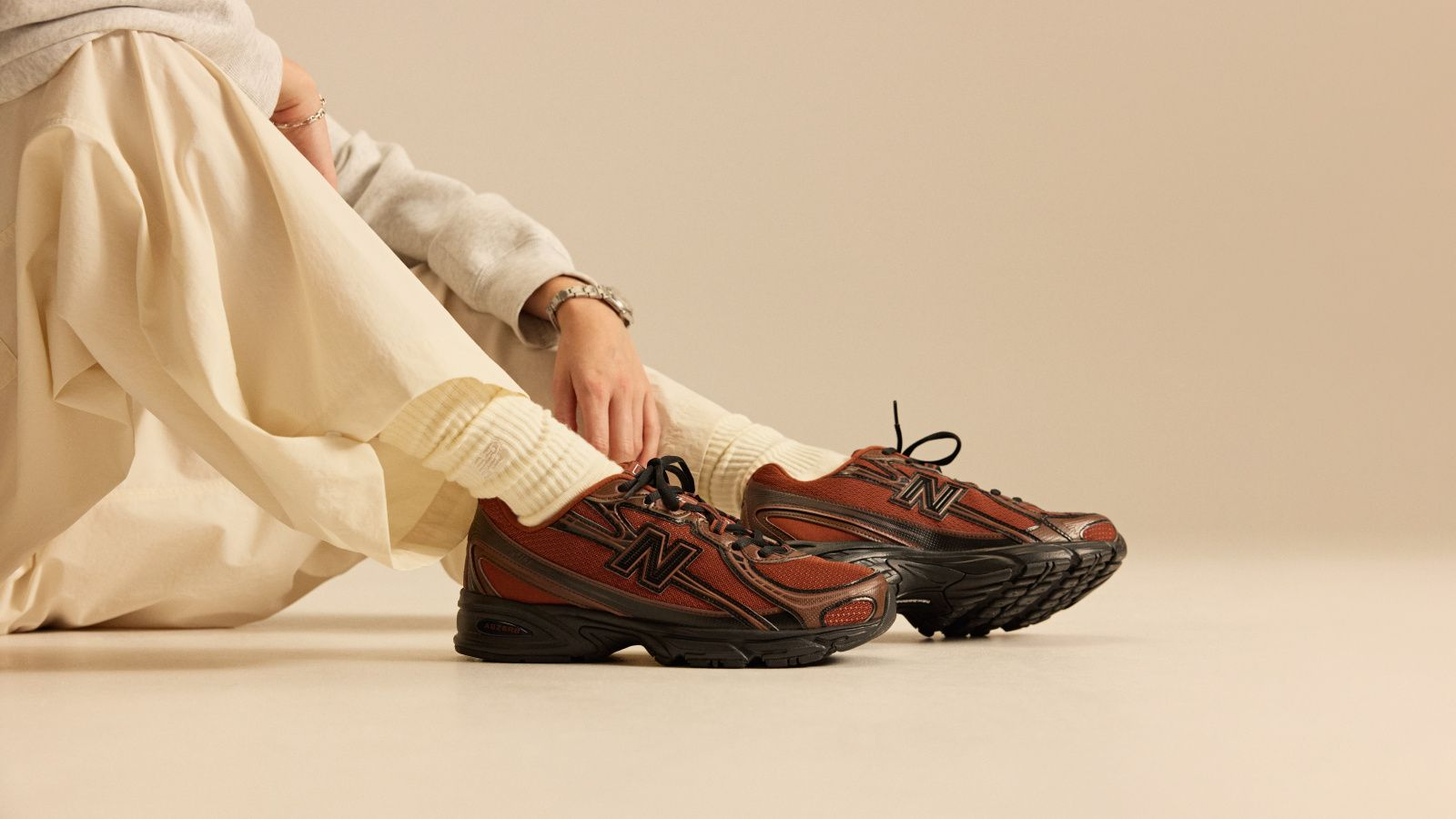 Alternative view of Giày New Balance 740 ‘Relic Brown Pumpernickel’ U7407CB