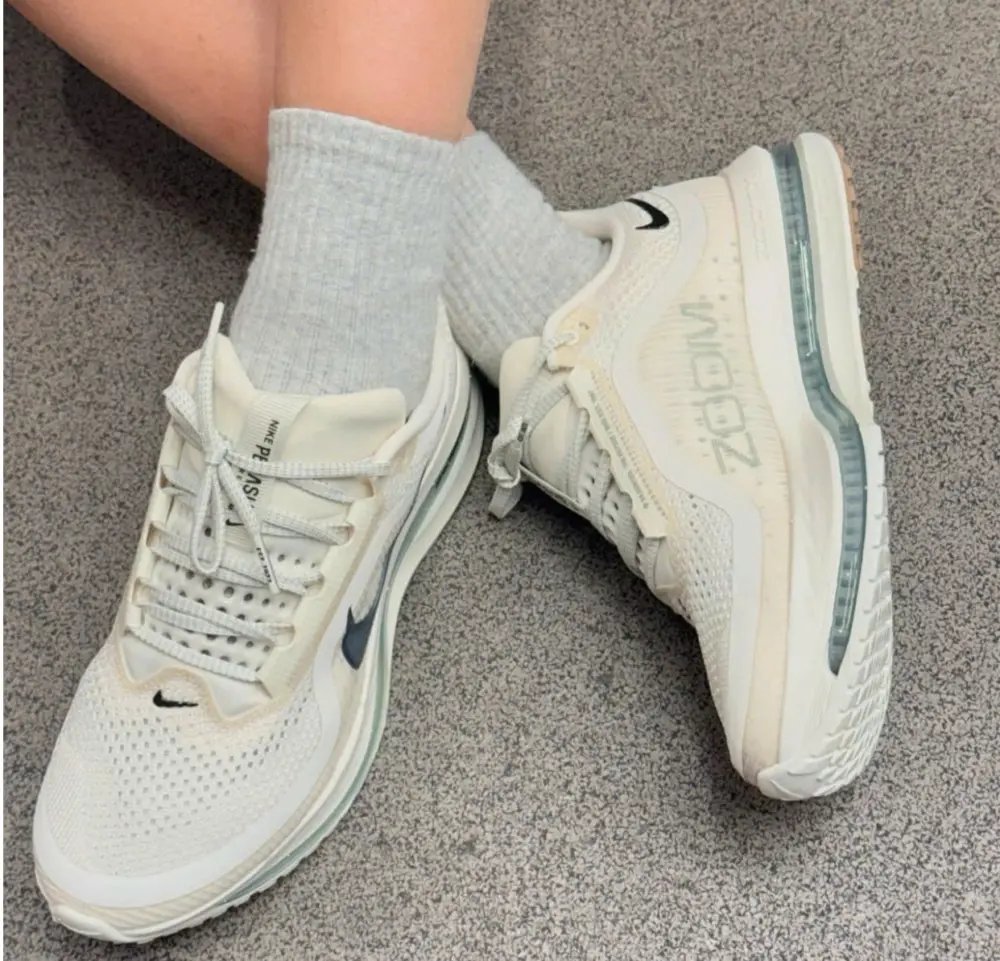 Alternative view of Giày Nike Air Zoom Pegasus Premium ‘Pale Ivory’ HQ2592-106