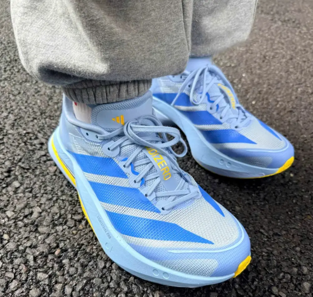 Alternative view of Giày Adidas Adizero Boston 13 Boston Marathon ‘Glow Blue’ KK4241