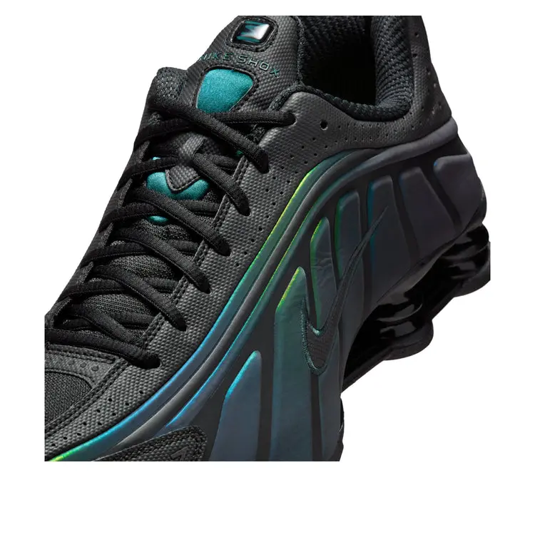 Alternative view of Giày Nike Shox R4 'Black Seaweed Light' IM6596-001