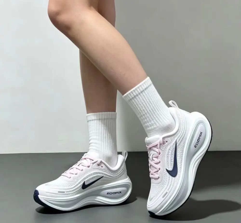 Giày Nike Vomero Plus ‘Pearl Pink’ HV8154-606 - Ảnh 4