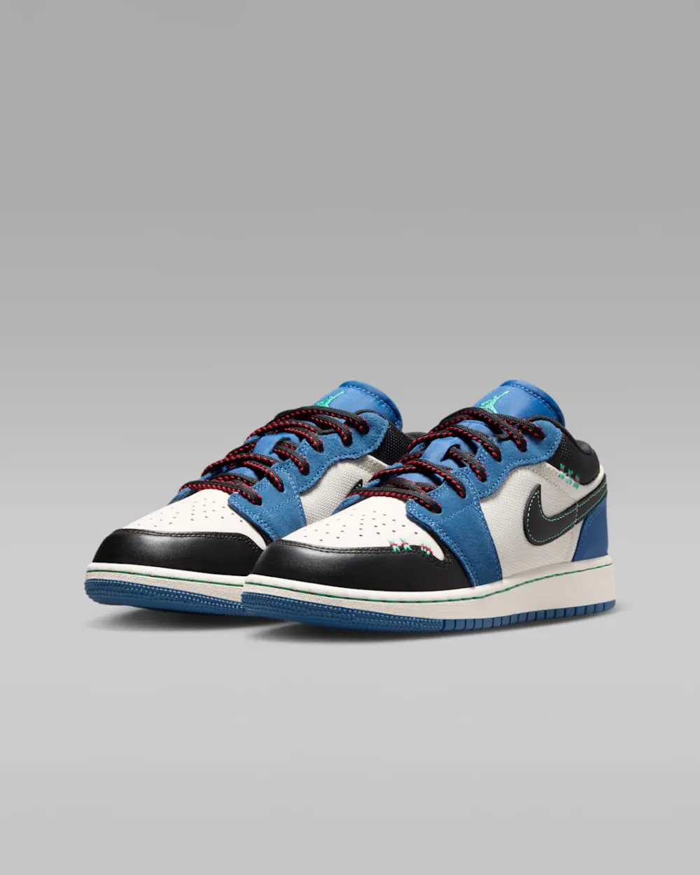 Giày Nike Air Jordan 1 Low SE 'True Blue' IO2062-400 - Ảnh 3