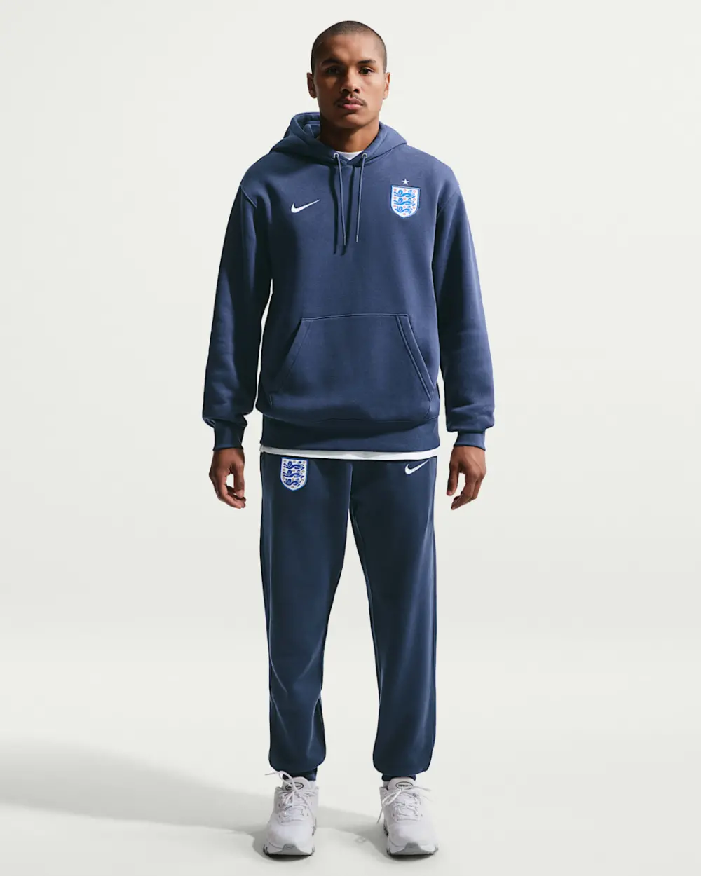 Alternative view of Áo Nike England Club Football Pullover Hoodie 'Midnight Navy' IB6297-410