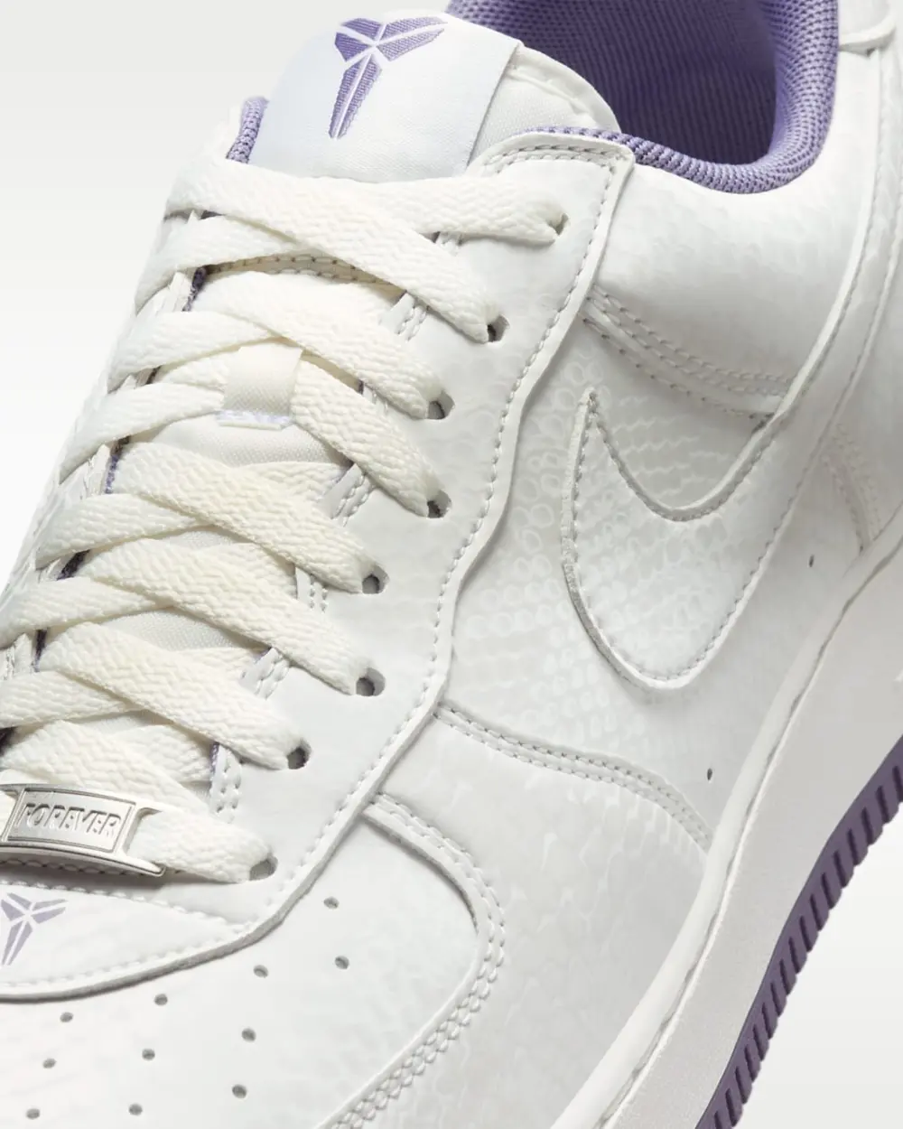 Alternative view of Giày Nike Kobe Air Force 1 Low 'Summit White' IB0018-102