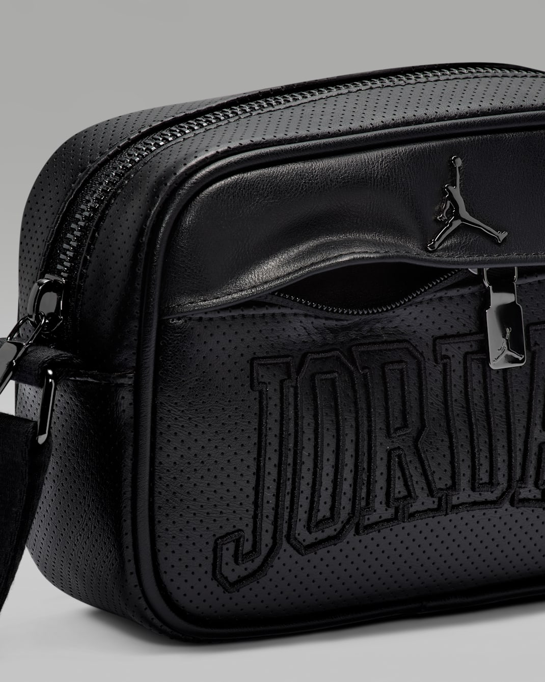 Túi Nike Jordan Perforated Camera 'Black' IR8418-010 - Ảnh 5