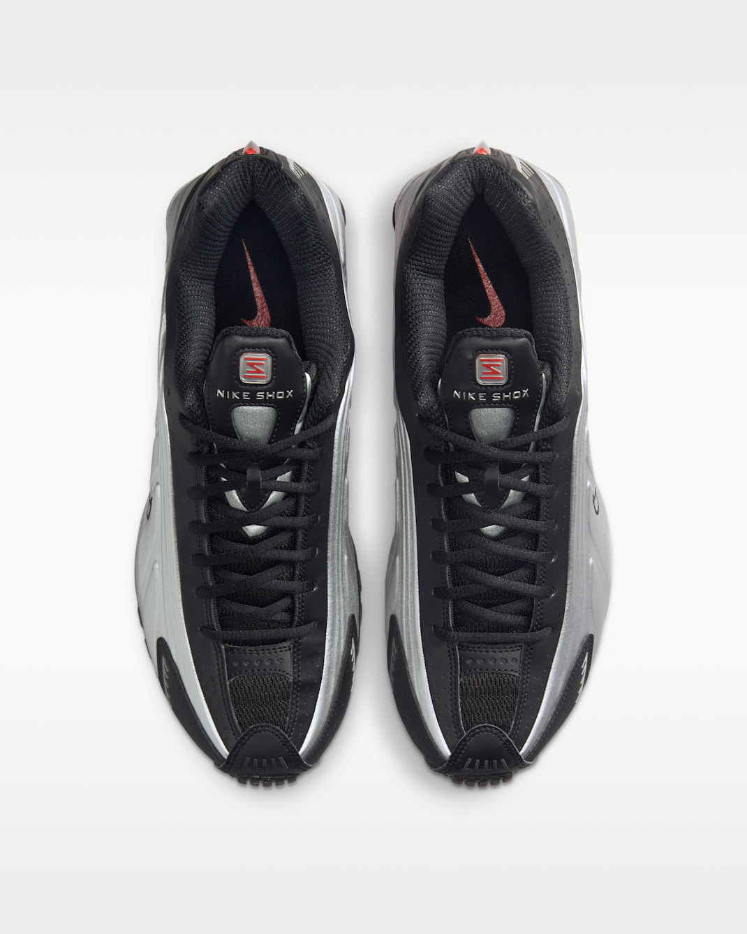 Alternative view of Giày Nike Shox R4 'Metallic Silver' HQ1988-002