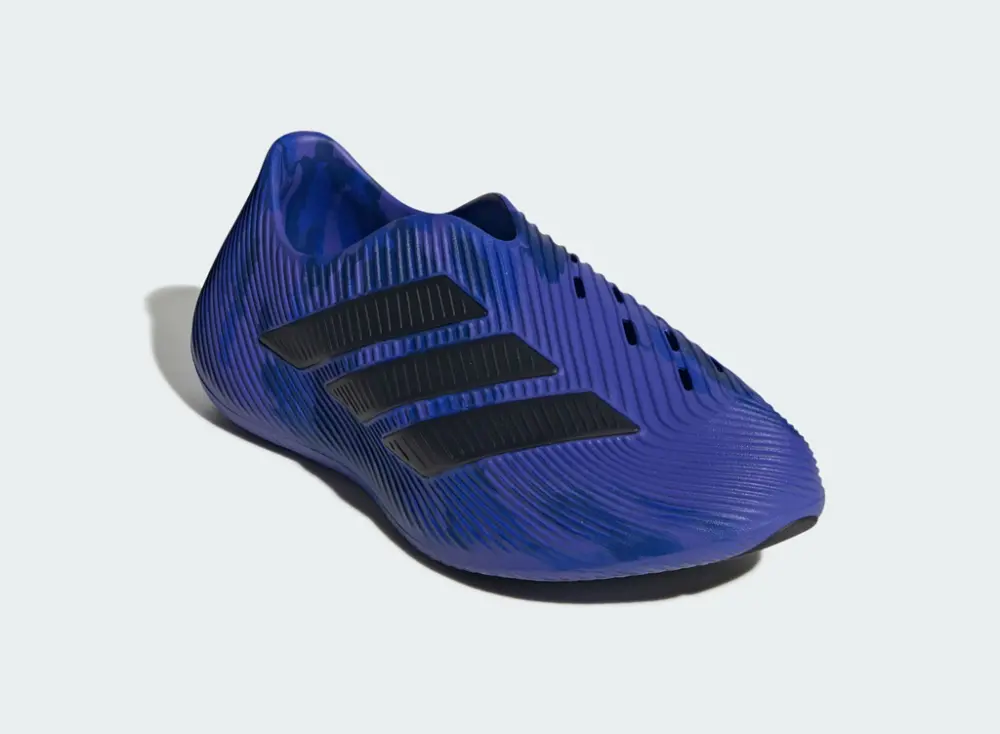 Alternative view of Dép Adidas Purechill Slides 'Solar Purple' KH6697