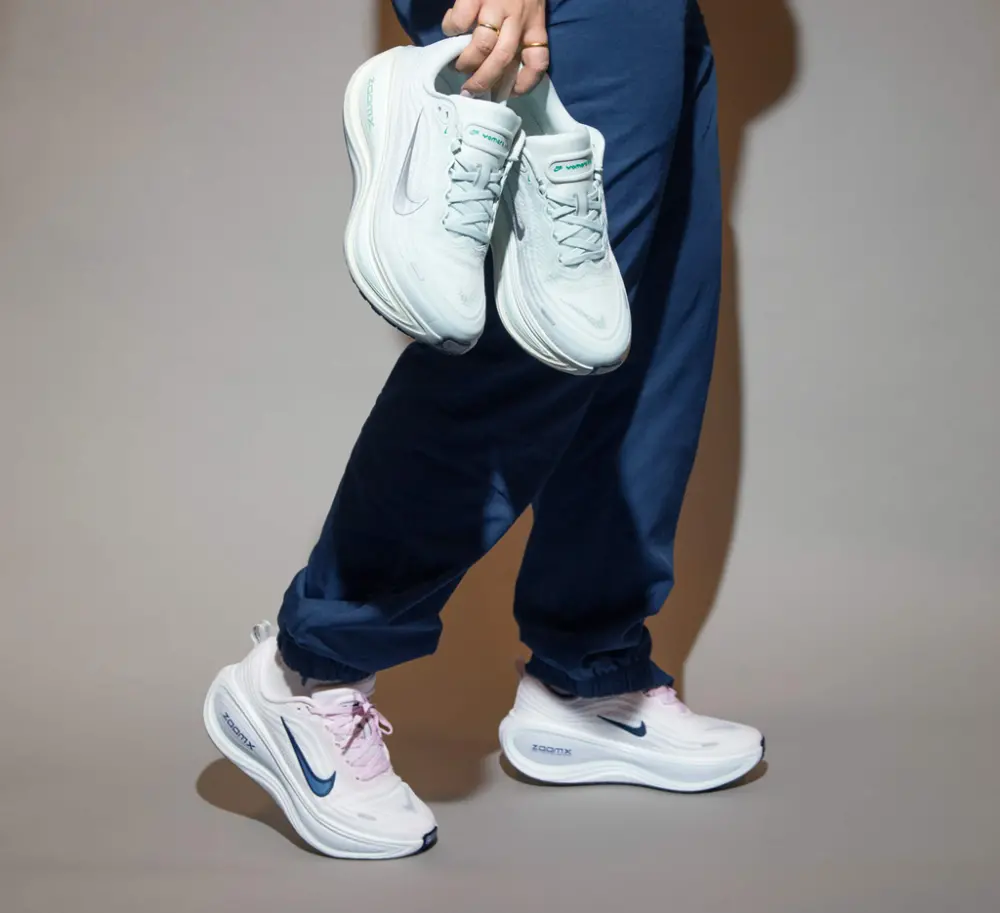 Alternative view of Giày Nike Vomero Plus ‘Pearl Pink’ HV8154-606