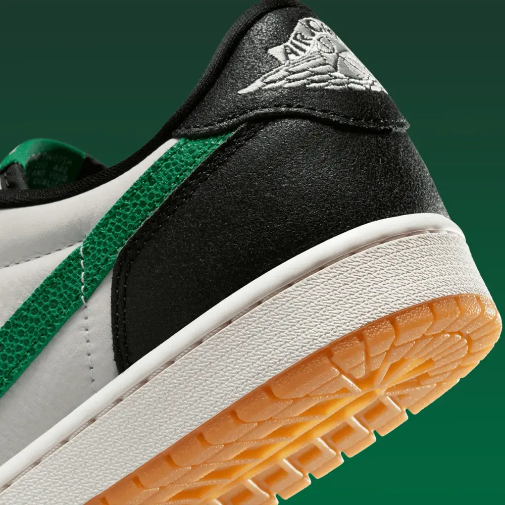 Alternative view of Giày Nike Air Jordan 1 Retro Low OG 'Pine Green' IR2283-030
